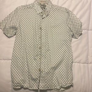 TED BAKER SIZE 4 BUTTON DOWN